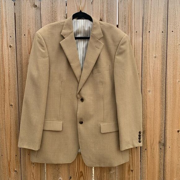 Take 50% OFF- Haggar Men’s Blazer Size-44R